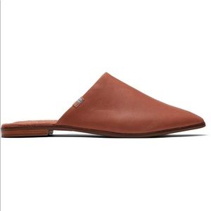 Hazel Leather Women's Jutti Mule Flats